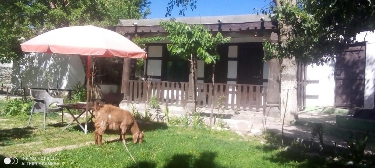 Resort Little Tibet Skardu Eksteriør bilde